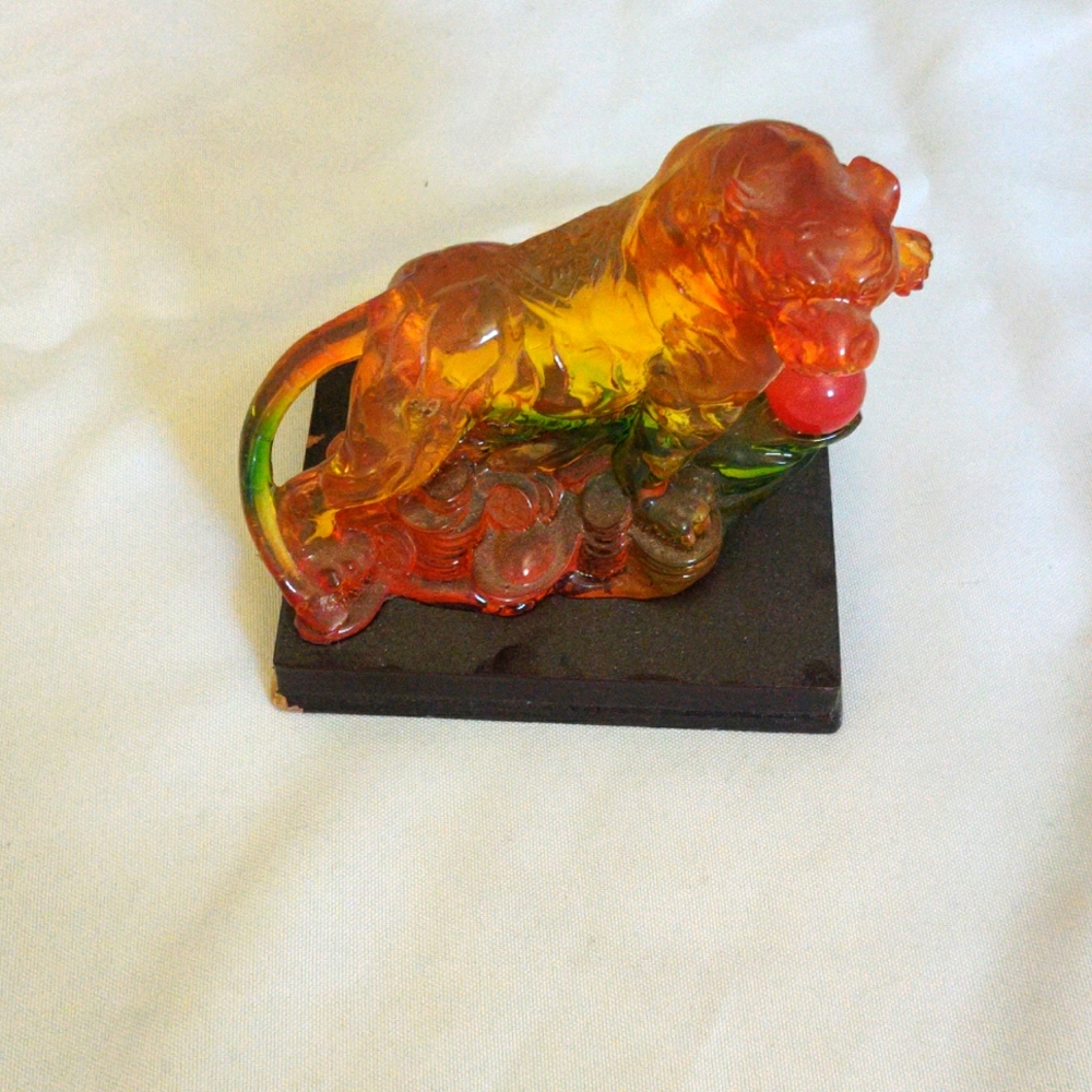 TIGER STATUE DECOR COLORFUL